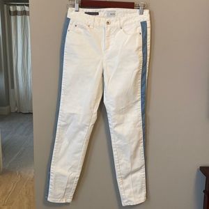 Ecru Denim the Kinney straight Leg Size 26